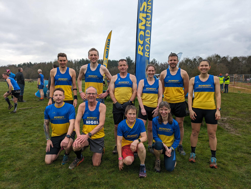 10 runners in Romsey vests at CC6 event